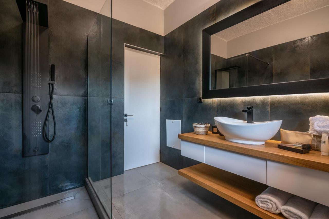 Alexandros Luxury House Villa Phalasarna Eksteriør billede